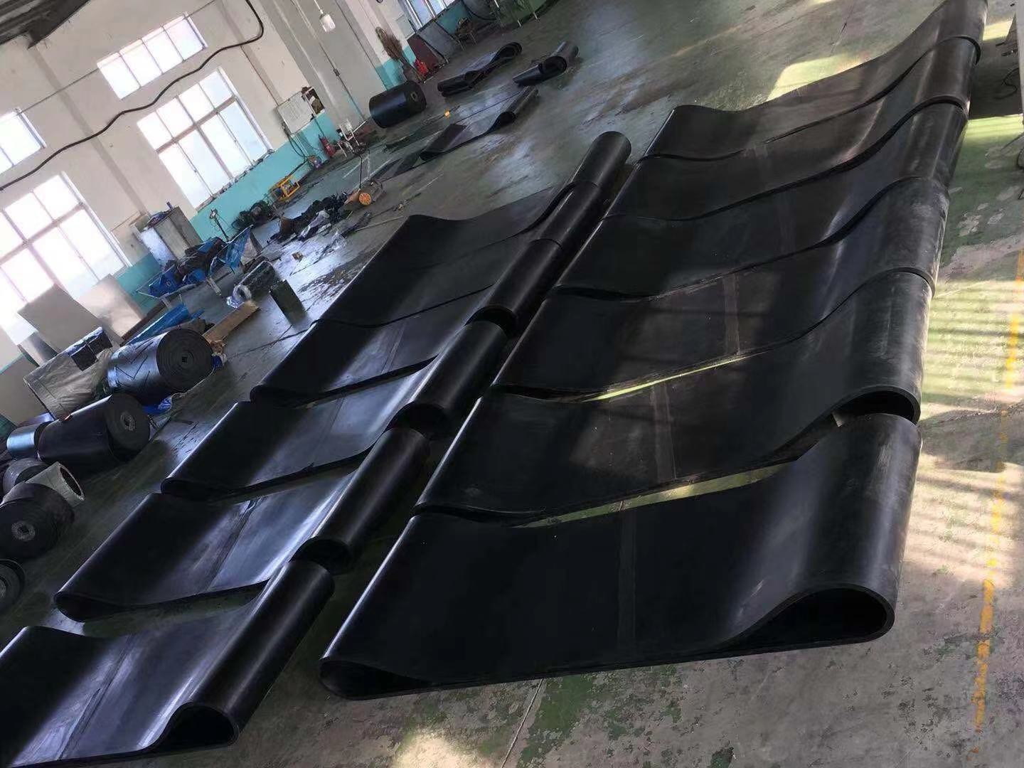 橡胶环形输送带价格是多少？1米多少钱？